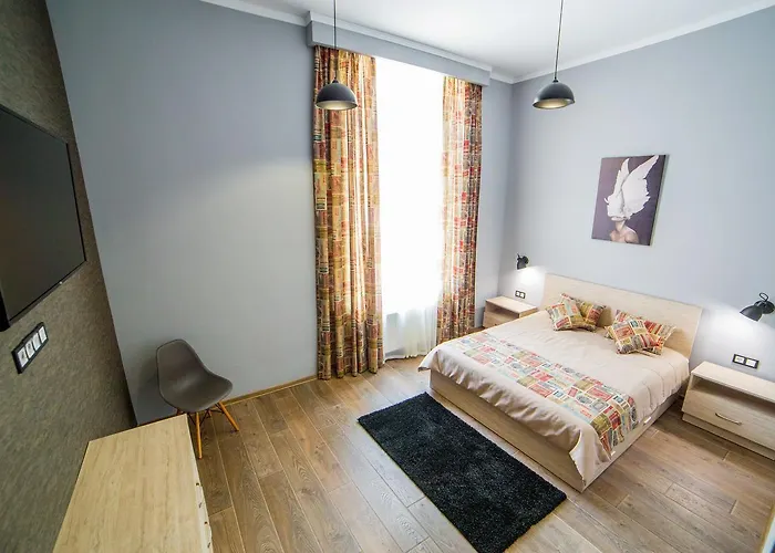 в центрі львова - 1 хв до площі ринок Apartamento *